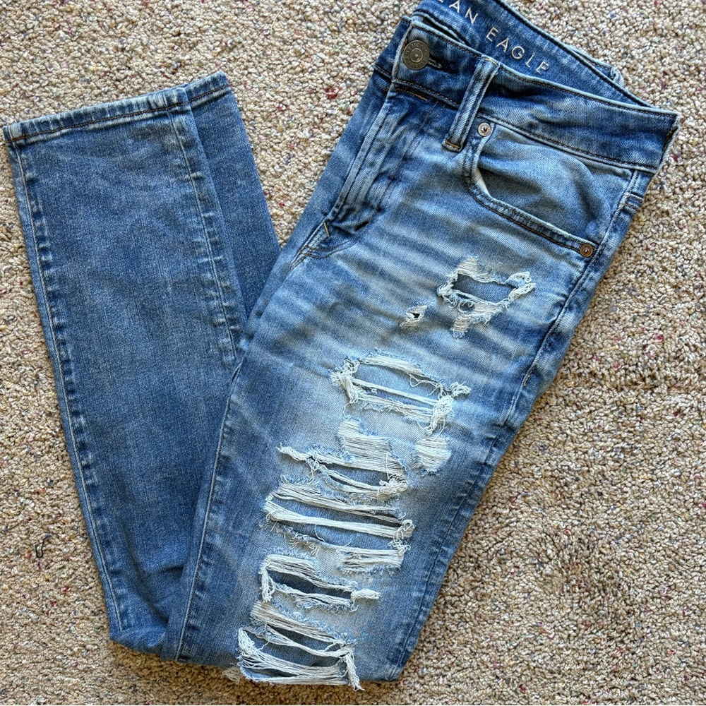 American Eagle distressed skinny jeans, AirFlex 360 size 31 x 32